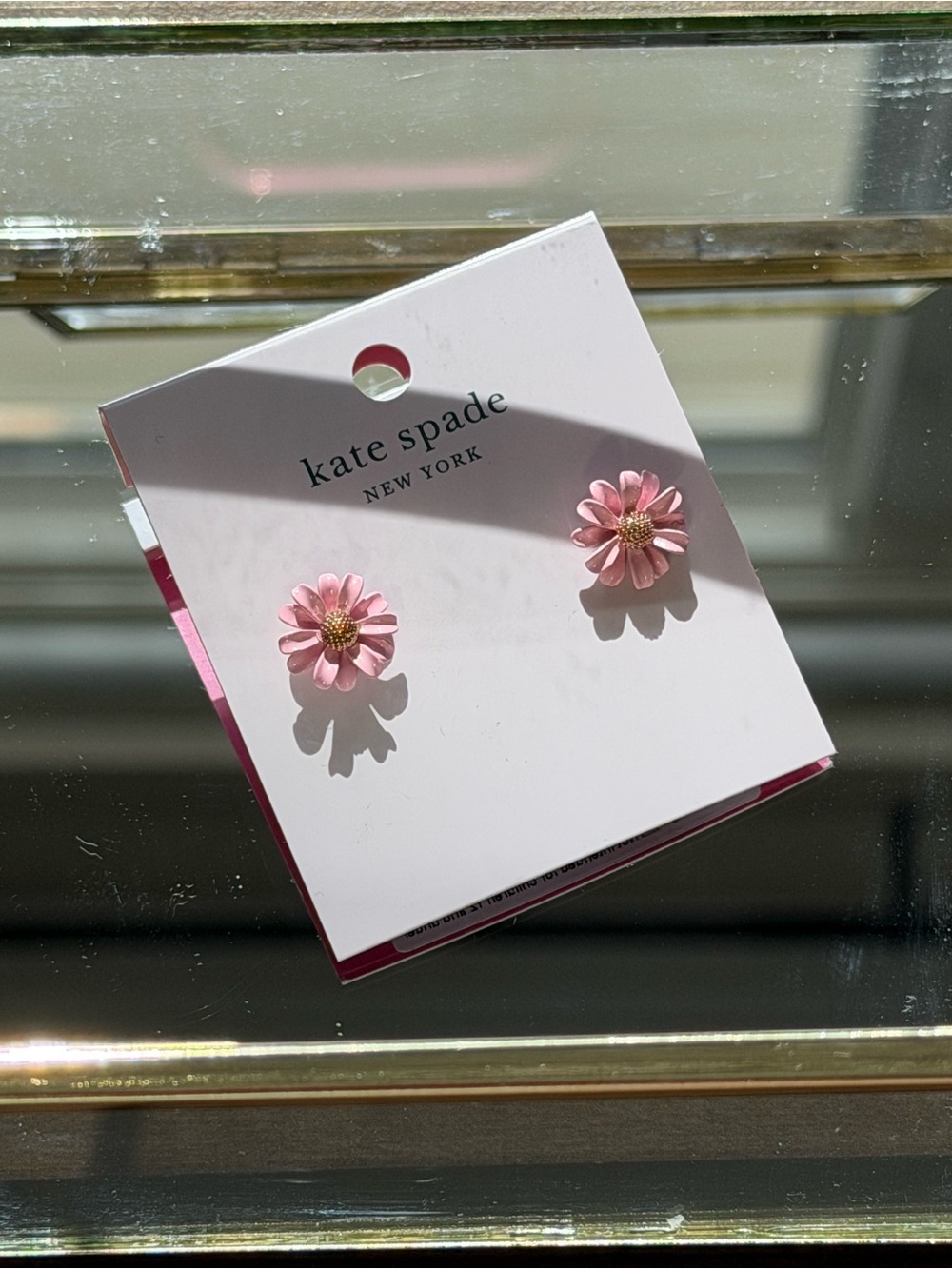Kate Spade Into the Bloom  Daisy Floral Stud Earrings